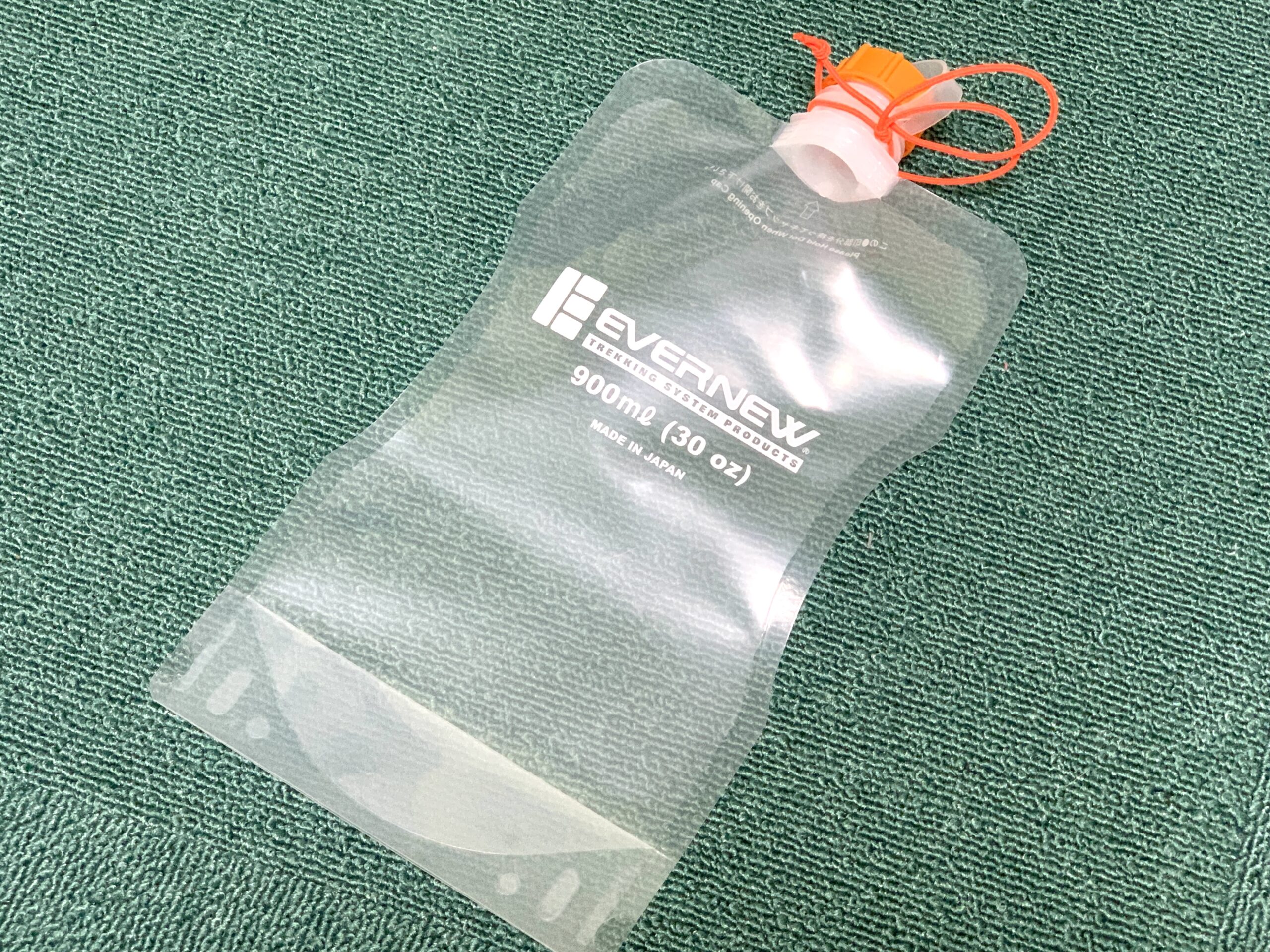 爆買い！ エバニュー EVERNEW ウォーターキャリー 900ml thebabysense.ca